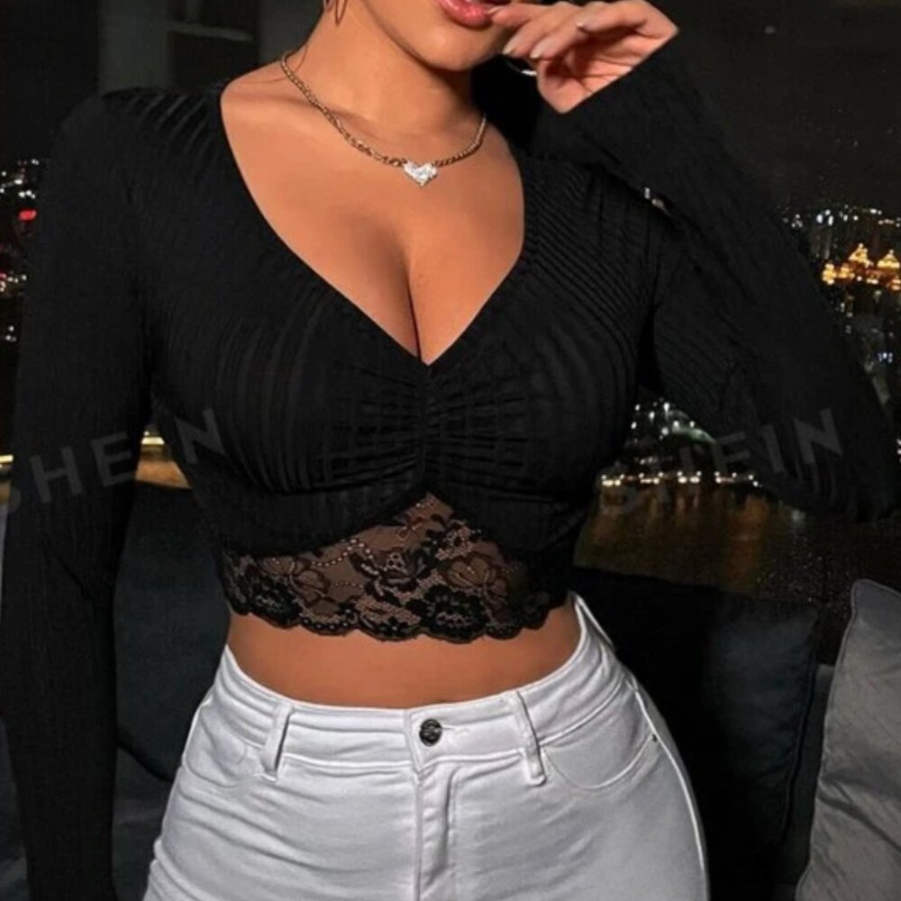 SHEIN SXY Spring And Summer Deep V-Neck Contrasting Lace Hem Tight And Sexy Shor